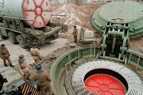 NATO đối mặt vũ khí khủng hơn 'Bàn tay thần chết'