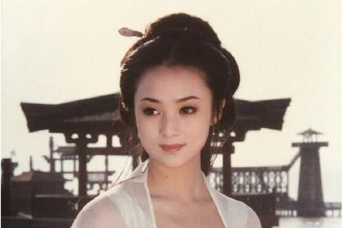 Khó tin nhan sắc trẻ đẹp của mỹ nhân Quỳnh Dao dù đã U50 ở phim mới, thảo nào cứ bị rủ đóng 'trà xanh' Chân Hoàn Truyện!
