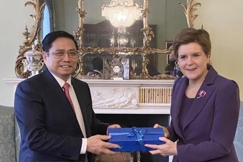 Thủ tướng Phạm Minh Chính gặp Thủ hiến Scotland Nicola Sturgeon