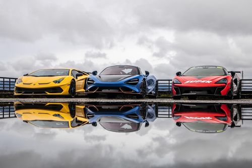 McLaren 765LT và loạt siêu xe ấn tượng tại Đà Lạt