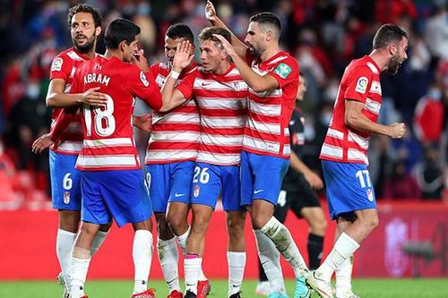Soi kèo nhà cái Levante vs Granada. Nhận định, dự đoán bóng đá Tây Ban Nha (03h00, 2/11)