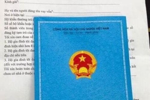 Cảnh sát khu vực làm giả sổ tạm trú