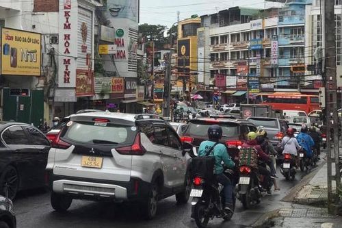 Khách du lịch đến Đà Lạt nhộn nhịp trở lại