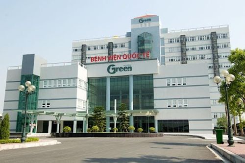 Thông tin mới vụ bé gái 2 tuổi rơi từ tầng 9 bệnh viện xuống đất tử vong