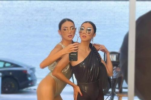 Võ Hoàng Yến, Ngọc Quyên pose dáng cực nóng bên nhau: Màn tái hợp khiến fan phát sốt
