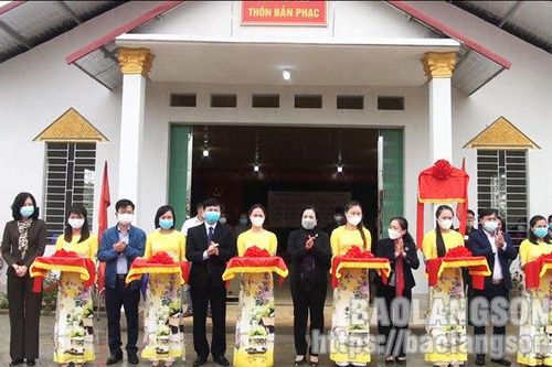 Khánh thành nhà văn hóa thôn Bản PhạcTin khácPhát huy truyền thống đoàn kết, quyết tâm xây dựng tỉnh Lạng Sơn phát triển nhanh, bền vữngLập thành tích chào mừng kỷ niệm 190 năm thành lập tỉnh: Điểm nhấn từ phong trào thi đua đặc biệt