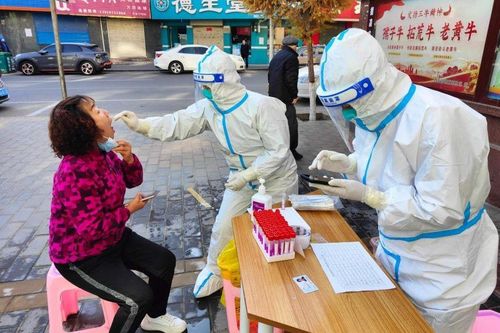 Covid-19: Dịch bùng rộng ở Trung Quốc; siêu vaccine mới hiệu quả khủng; Indonesia tiêm chủng cho trẻ 6-11 tuổi