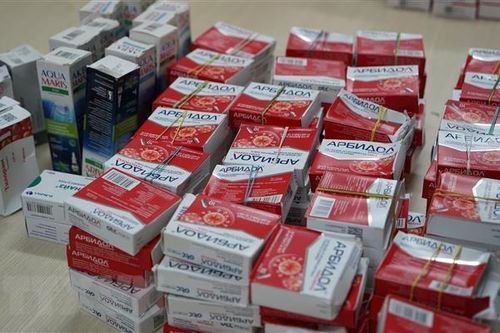 Hải quan TP.HCM thu giữ 266 hộp thuốc điều trị COVID-19 nhập lậu