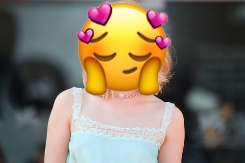 Một sao nữ đình đám xác nhận đã đính hôn với bạn gái sau 2 năm hẹn hò