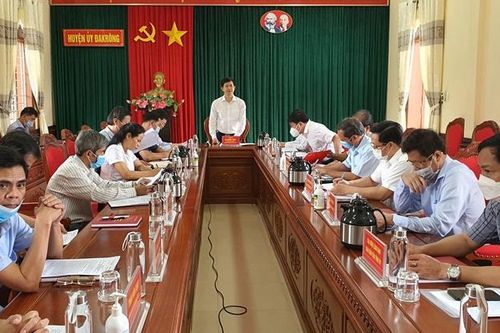 Bí thư Tỉnh ủy Lê Quang Tùng làm việc với Thường trực Huyện ủy Đakrông