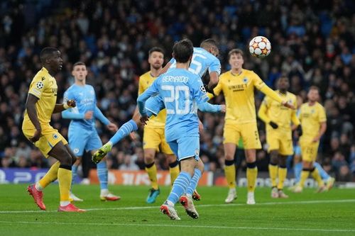 Man City tiến sát tấm vé vào vòng 1/8 Champions League