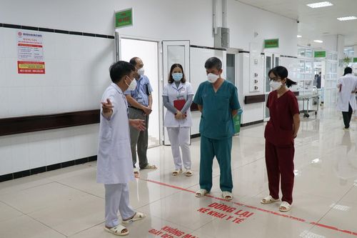 Bộ Y tế cử chuyên gia đầu ngành hỗ trợ Đắk Lắk chống dịch