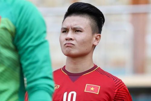 Quang Hải ghi bàn trước trận gặp Nhật Bản