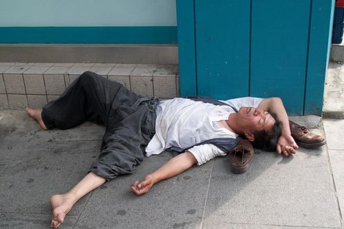 Văn hóa ép nhậu ở Hàn trở lại