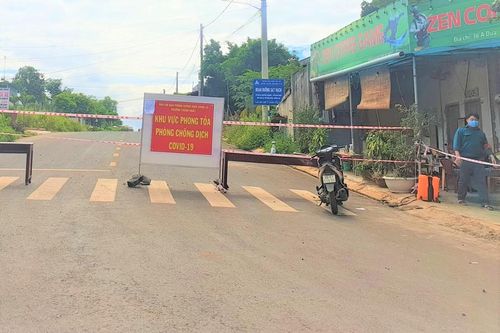 Buôn Ma Thuột phong tỏa tạm thời 16 xã phường để xét nghiệm COVID-19