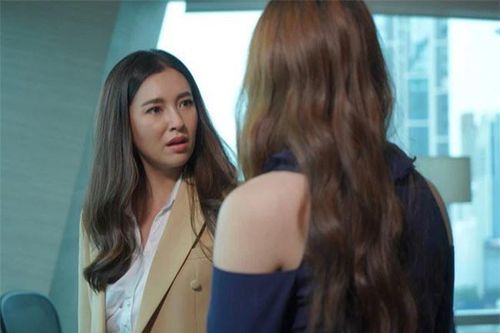 Khoe với chị hàng xóm rằng tháng nào chồng cũng cho 70 triệu tiêu vặt, lời đáp trả của chị ấy làm tôi phải nhập viện
