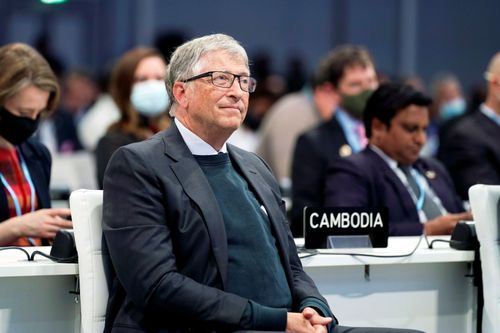 Bill Gates chi hàng triệu USD để đi máy bay riêng