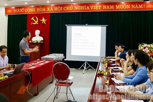 Báo cáo sơ bộ kết quả khai quật di chỉ Hang Dơi, xã Vũ Lễ, huyện Bắc SơnTin khácLinh hoạt hình thức hưởng ứng Ngày Pháp luậtPhát huy truyền thống đoàn kết, quyết tâm xây dựng tỉnh Lạng Sơn phát triển nhanh, bền vững