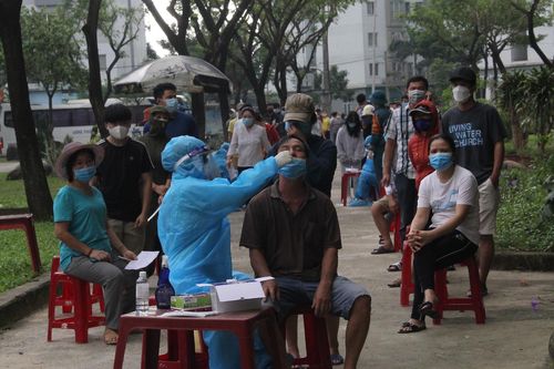 Đà Nẵng xét nghiệm Covid-19 diện rộng vì xuất hiện nhiều ổ dịch mới