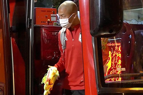 Tuyển Nhật Bản tập kín ở sân Hàng Đẫy