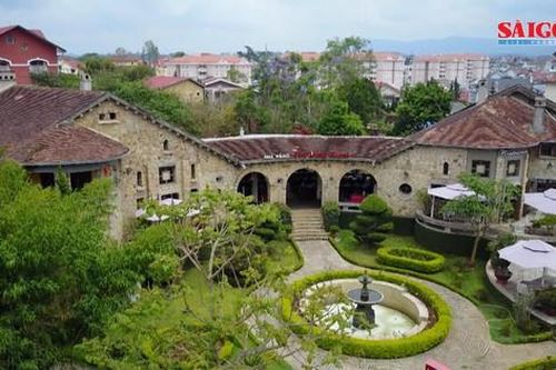 Biệt thự đá bí ẩn của thứ phi Phi Ánh