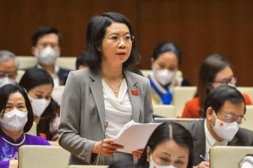 Dịch bệnh bộc lộ rõ căn bệnh trầm kha của một bộ phận cán bộ