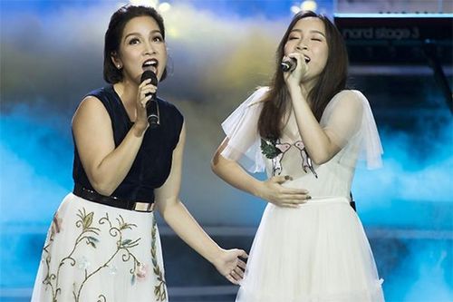 Mỹ Linh 'khóc như trẻ con' khi nghe Mỹ Anh hát live ở Mỹ