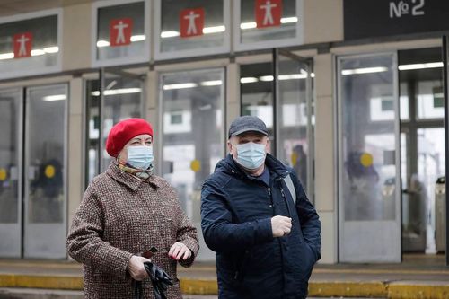 Người Việt ở Moscow: Tôi phải đưa con vào rừng tránh dịch