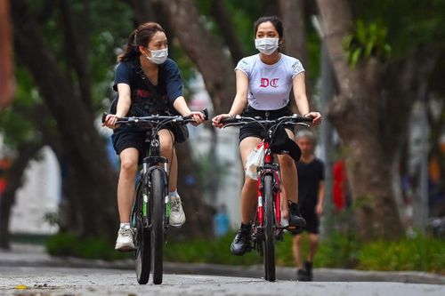 Người dân TP.HCM: Xe đạp công cộng thích hợp để trải nghiệm