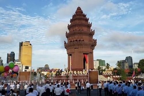 Campuchia long trọng tổ chức kỷ niệm 68 năm ngày Quốc khánh