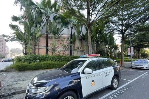 Không thấy khách trả phòng, nhân viên khách sạn lên kiểm tra phát hiện cặp đôi khỏa thân tử vong trong phòng tắm