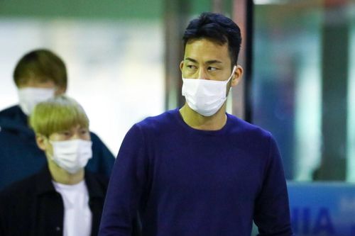 Chuyến bay khó quên của các tuyển thủ Nhật Bản