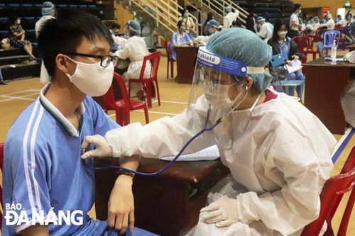 Dự kiến từ ngày 11-11, tiêm vắc-xin mũi 1 Pfizer cho hơn 34.600 học sinh lớp 8, 9