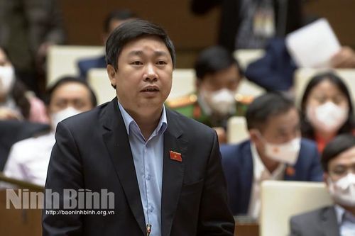 Kỳ họp thứ hai, Quốc hội khóa XV: Đại biểu Quốc hội tỉnh tham gia chất vấn Bộ trưởng Bộ Y tế