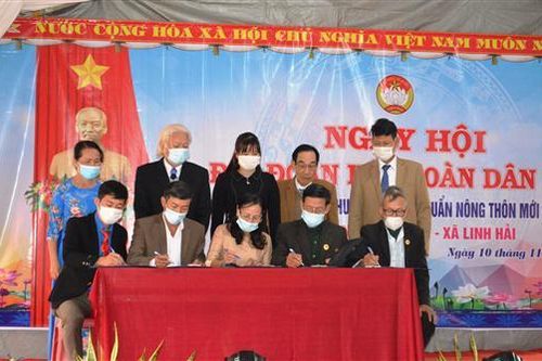 Chủ tịch UBND tỉnh Võ Văn Hưng dự Ngày hội đại đoàn kết toàn dân tộc tại khu dân cư Vĩnh Tân