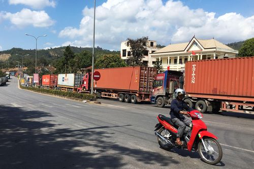 Đề xuất hỗ trợ 528 tỉ đồng xây dựng cơ sở hạ tầng cấp bách phục vụ hoạt động xuất nhập khẩu