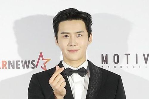 Kim Seon Ho vẫn dẫn đầu bình chọn 'Diễn viên được yêu thích nhất' sau loạt bê bối đời tư