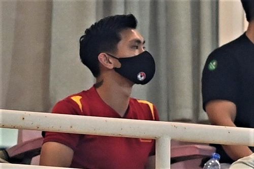 Văn Hậu, Hùng Dũng tới sân cổ vũ tuyển Việt Nam tiếp Nhật Bản