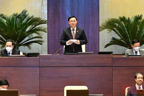 Bộ trưởng Giáo dục và Đào tạo tự tin, trả lời kỹ các ý kiến đại biểu Quốc hội