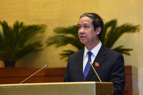 Bộ trưởng Nguyễn Kim Sơn giải đáp nhiều vấn đề nóng tại phiên chất vấn