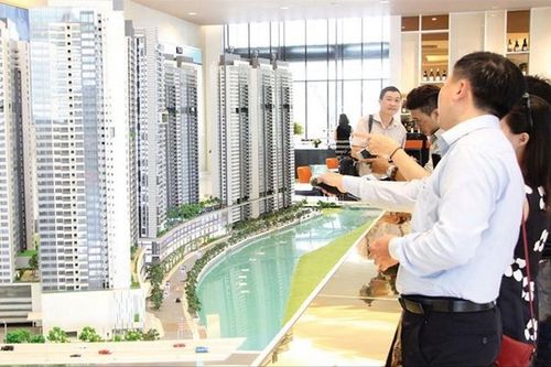 Bắt buộc bán nhà, đất qua sàn bất động sản: Có tăng thêm chi phí?