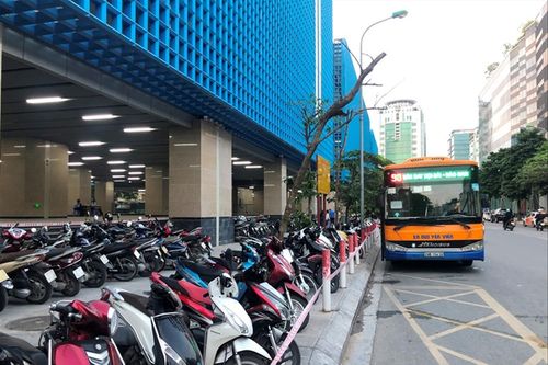 Bố trí thêm bãi đỗ xe cho khách đi tàu Cát Linh – Hà Đông