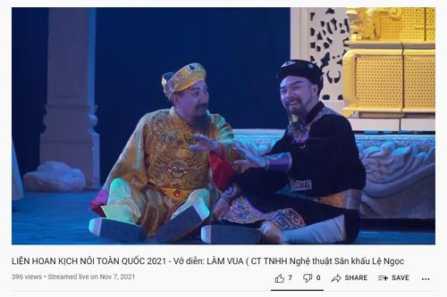 Chiếu kịch online: Mất khán giả truyền thống hay cơ hội để quảng bá?