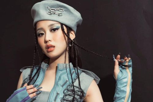 Lấy ý tưởng ca khúc 'Cô Gái Mở Đường', Han Sara đăng tâm thư xin lỗi, mong được khán giả thông cảm