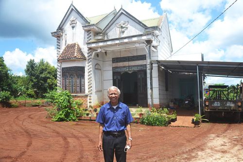 'Ông già 3 giỏi' ở xã Hnol