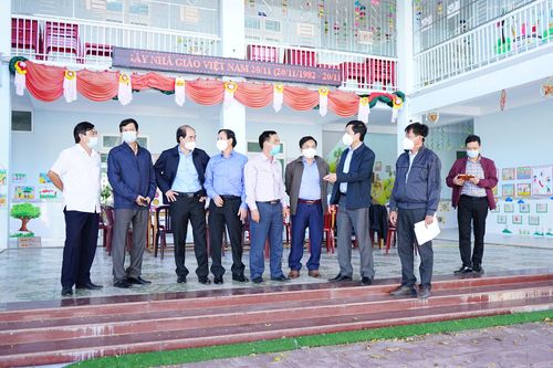 Tập trung lực lượng khống chế ngay ổ dịch ở thị trấn Lao Bảo