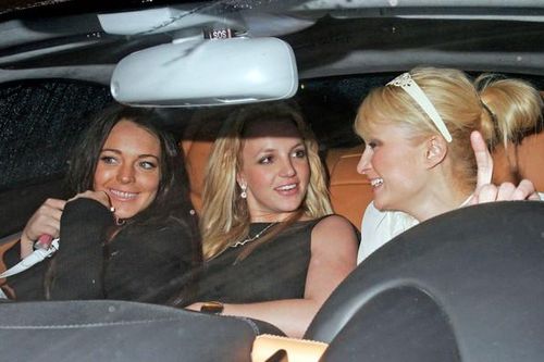 Britney Spears được trả tự do, Paris Hilton lên xe hoa, Lindsay Lohan đóng phim trở lại
