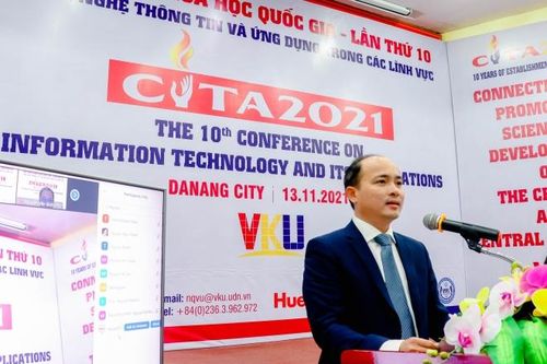 Thúc đẩy phát triển khoa học và chuyển đổi số