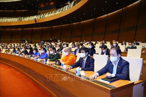 Quốc hội nhất trí lùi thời điểm thực hiện cải cách chính sách tiền lương