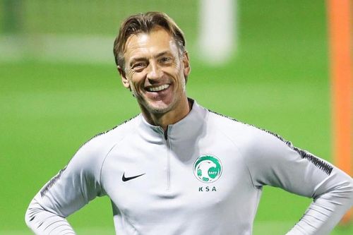 HLV tuyển Ả Rập Xê Út từng thất bại ở V-League như thế nào?